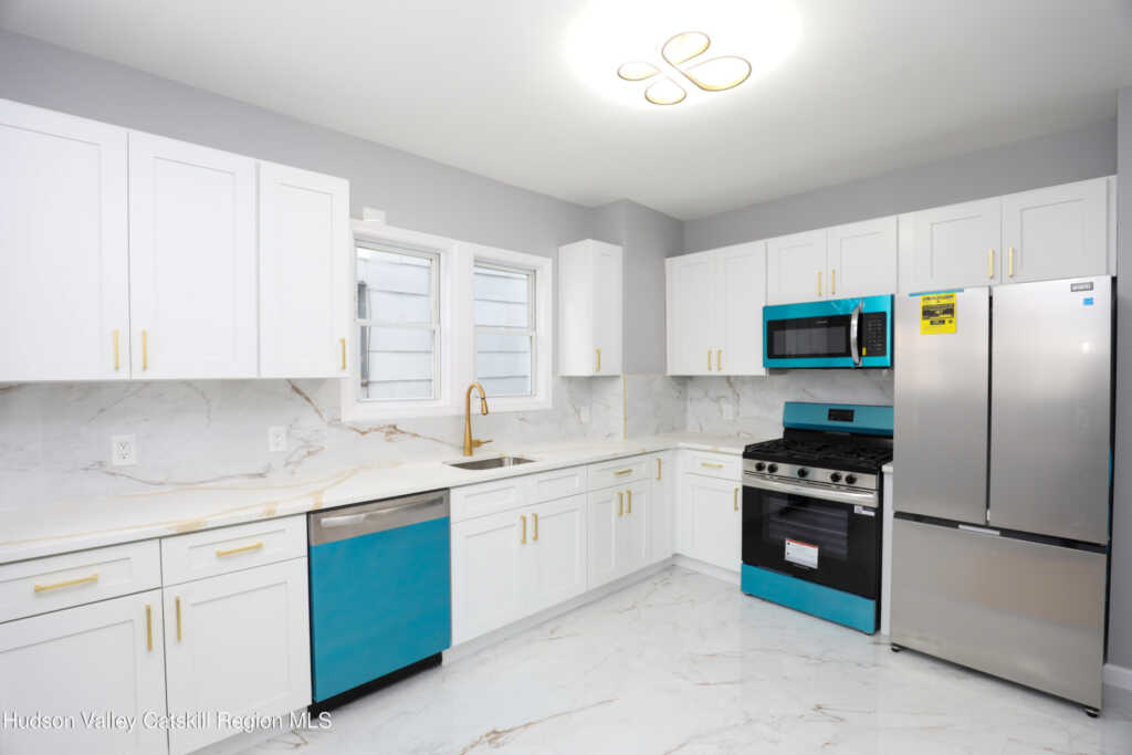 84 Prospect Street, Kingston, NY 12401 - Photo 4 of 21