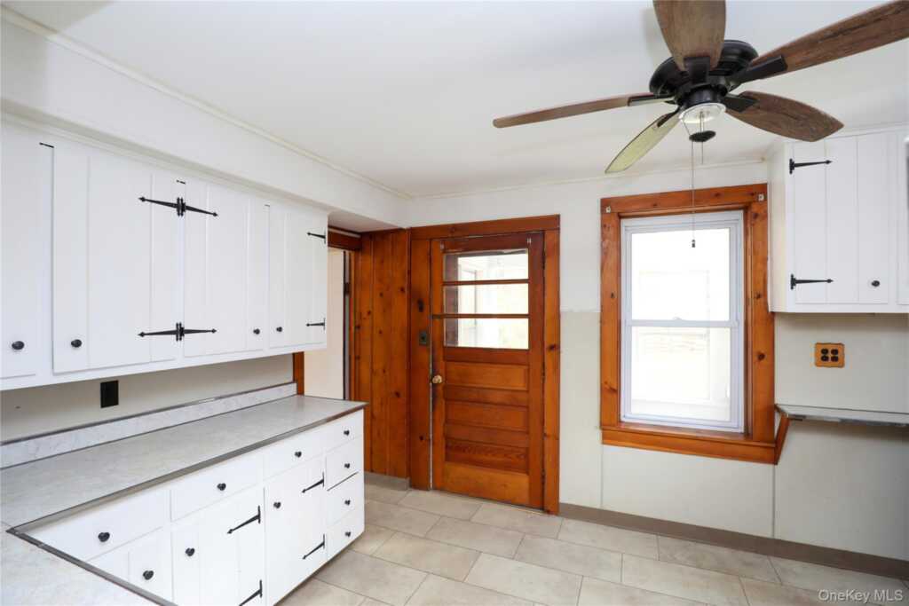 30 Pettit Avenue, Kingston, NY 12401 - Photo 10 of 29