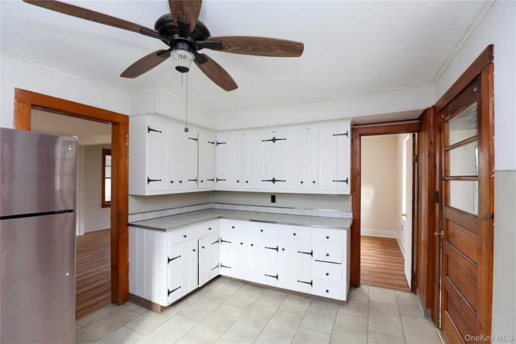 30 Pettit Avenue, Kingston, NY 12401 - Photo 12 of 29