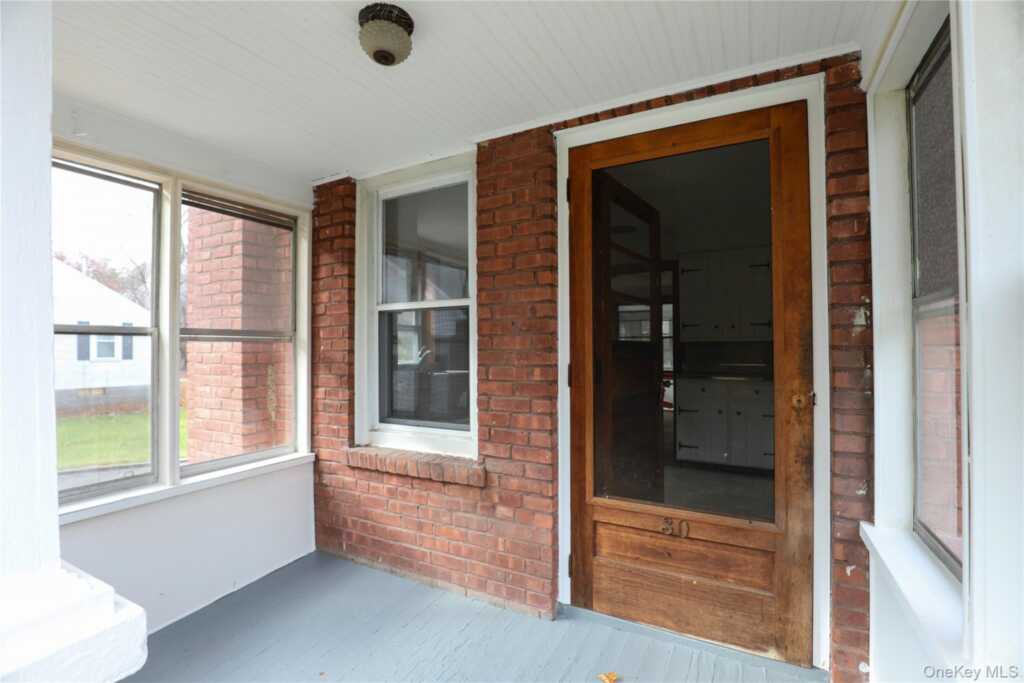 30 Pettit Avenue, Kingston, NY 12401 - Photo 6 of 29