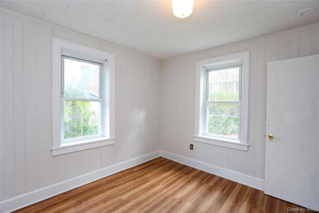 30 Pettit Avenue, Kingston, NY 12401 - Photo 8 of 29