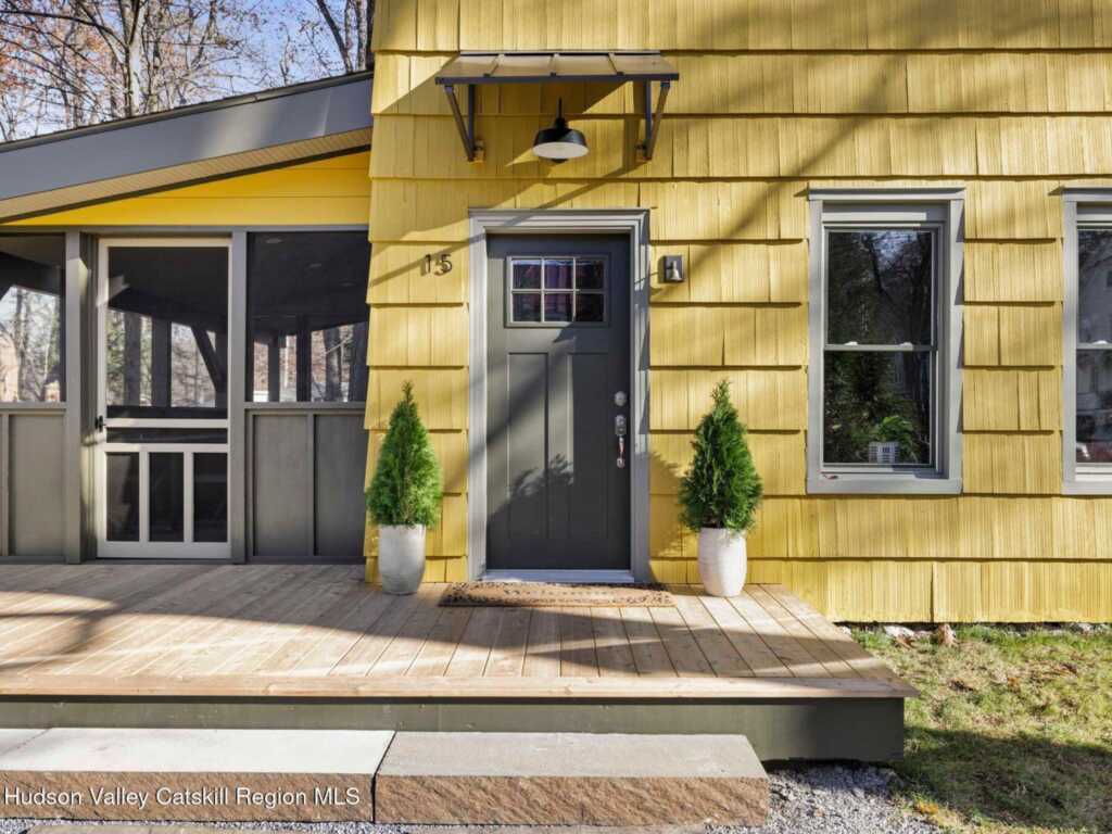 15 John Street, Rosendale, NY 12472 - Photo 2 of 50