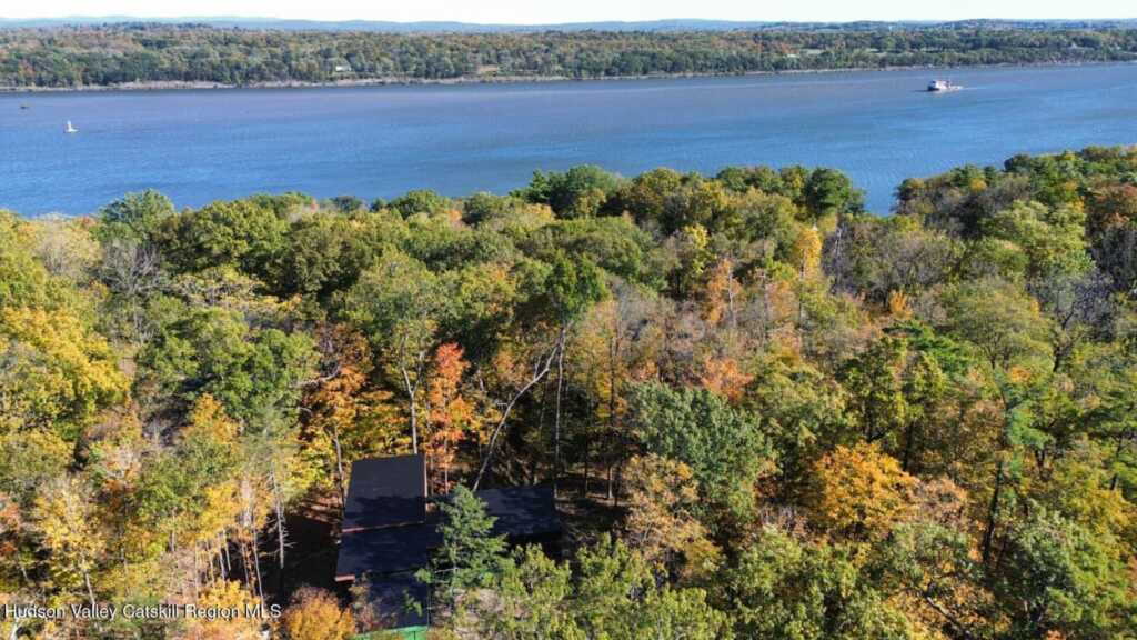 18 Montague Lane, Saugerties, NY 12477 - Photo 6 of 32