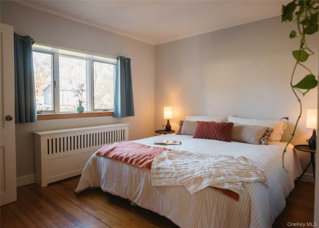 18 Mountainview Avenue, Rosendale, NY 12472 - Photo 11 of 33