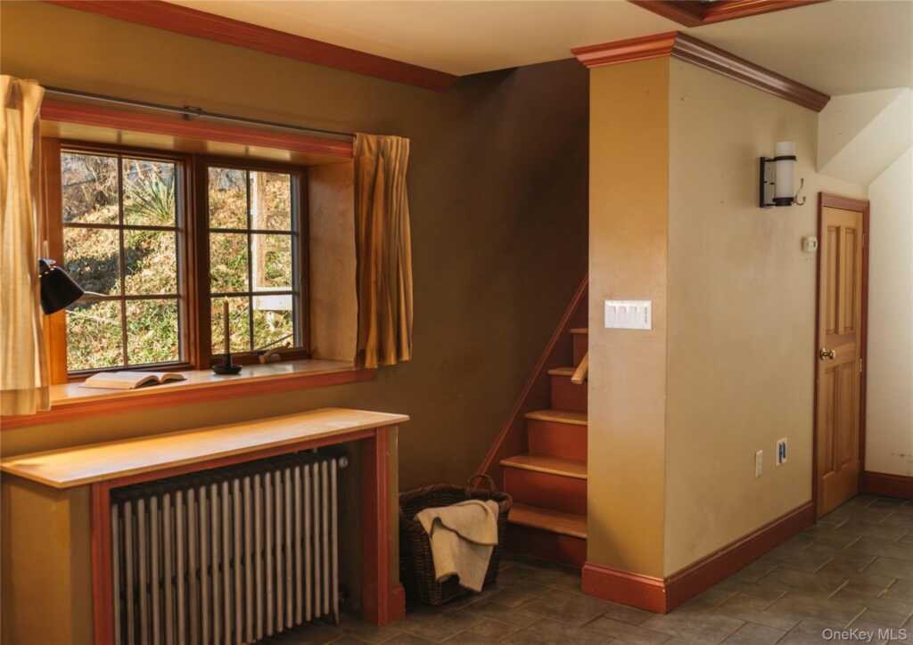 18 Mountainview Avenue, Rosendale, NY 12472 - Photo 16 of 33