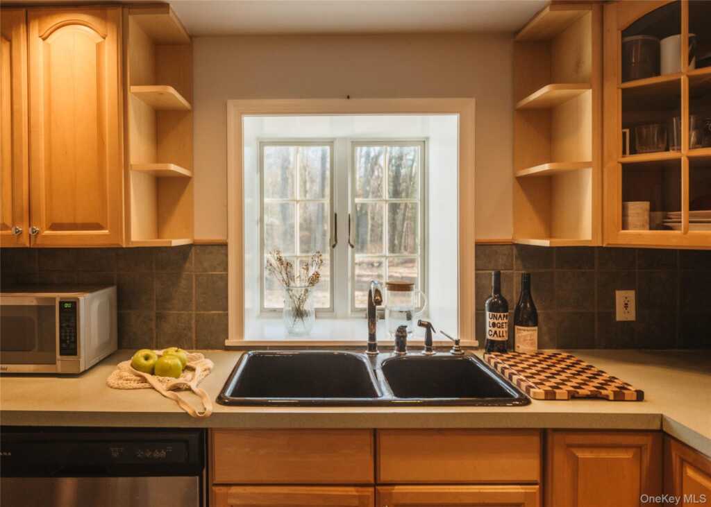 18 Mountainview Avenue, Rosendale, NY 12472 - Photo 21 of 33