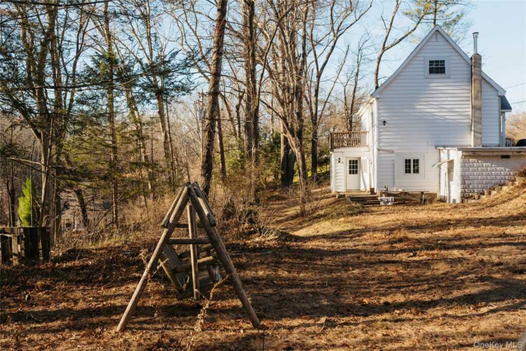 18 Mountainview Avenue, Rosendale, NY 12472 - Photo 28 of 33