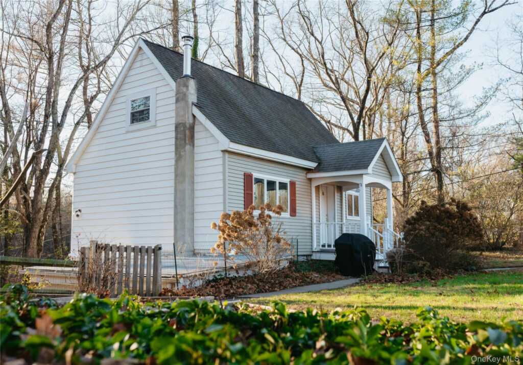 18 Mountainview Avenue, Rosendale, NY 12472 - Photo 30 of 33