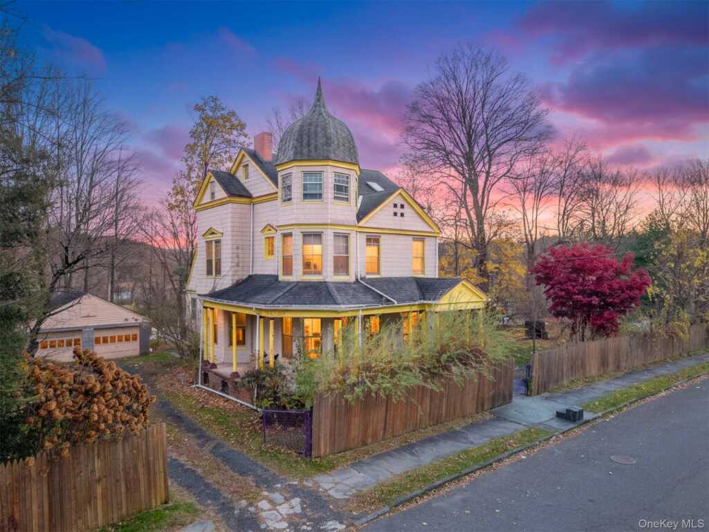 156 Hunter Street, Kingston, NY 12401