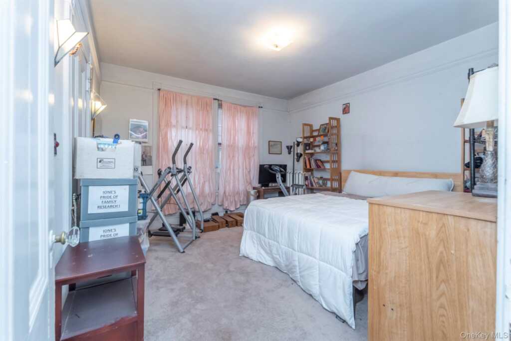 156 Hunter Street, Kingston, NY 12401 - Photo 19 of 49