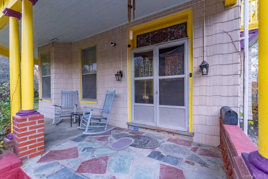 156 Hunter Street, Kingston, NY 12401 - Photo 44 of 49