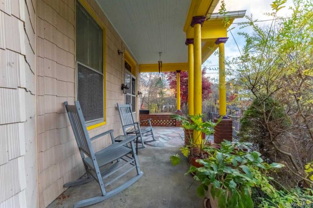 156 Hunter Street, Kingston, NY 12401 - Photo 45 of 49