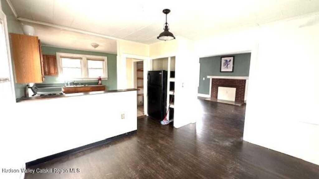 24 Park Street, Kingston, NY 12401 - Photo 7 of 11