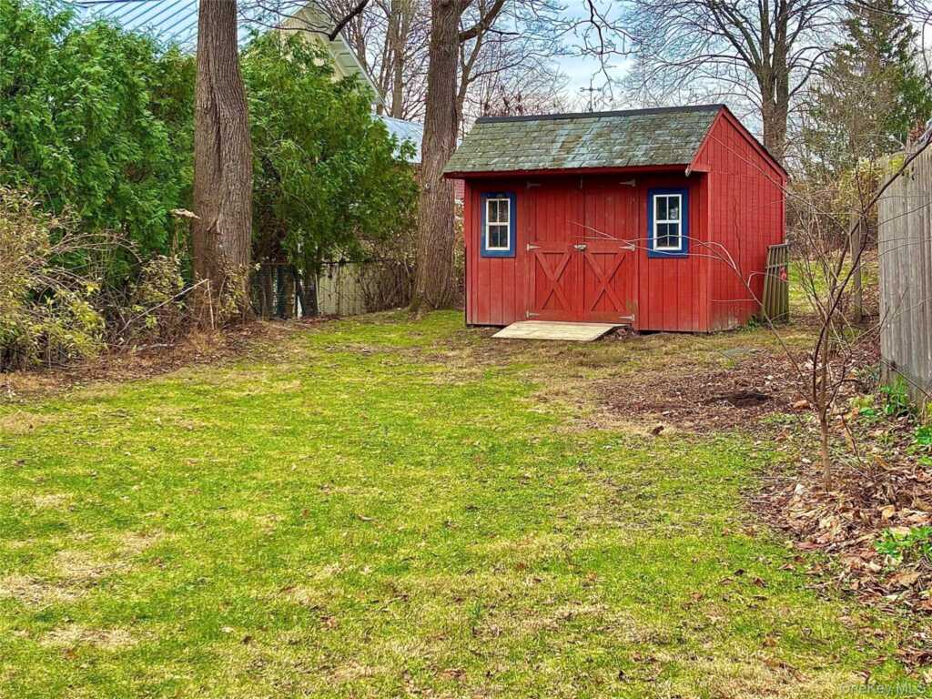 60 Livingston Street, Rhinebeck, NY 12572 - Photo 31 of 32