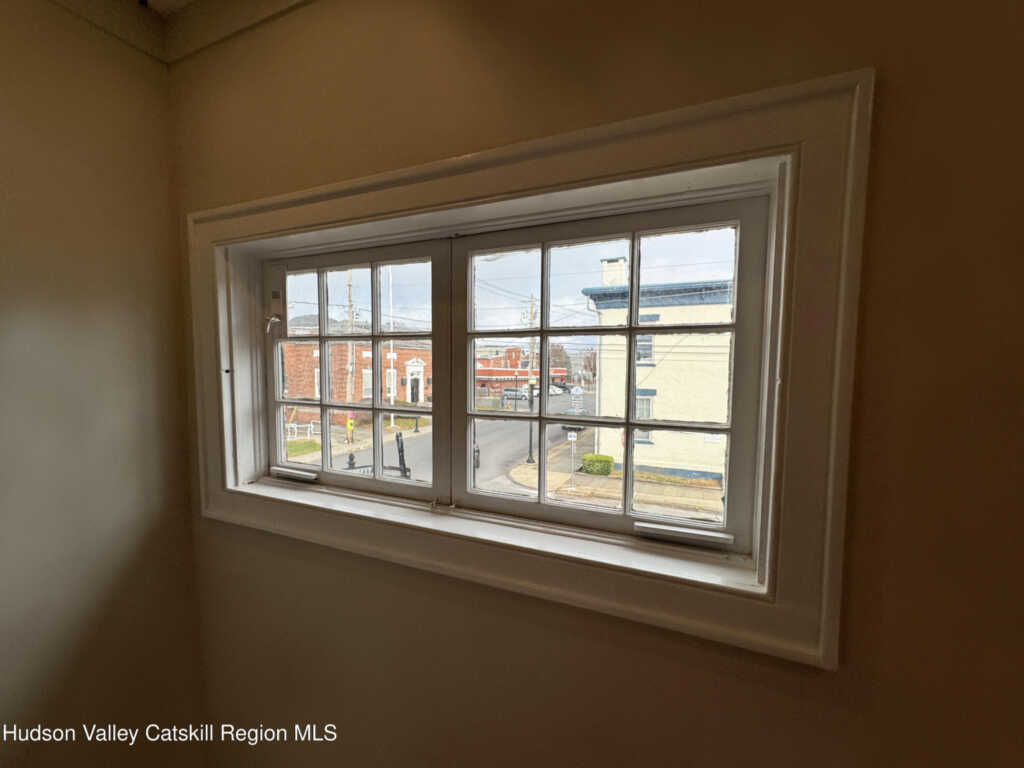 340 Main Street, Saugerties, NY 12477 - Photo 13 of 20