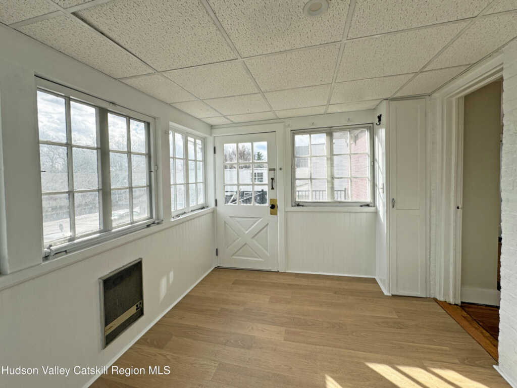 340 Main Street, Saugerties, NY 12477 - Photo 19 of 20