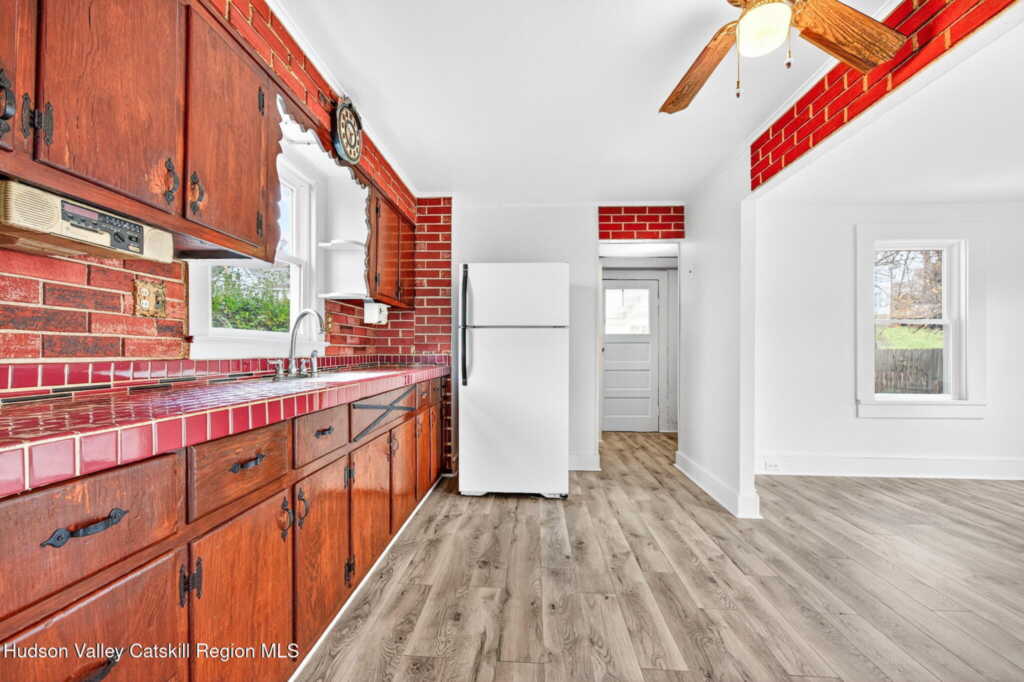 62 Foxhall Avenue, Kingston, NY 12401 - Photo 8 of 24