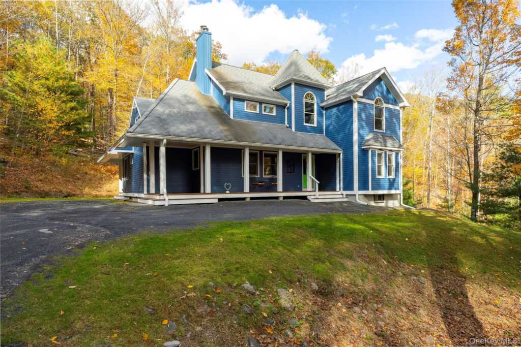 68 Cooper Hollow Road, Woodstock, NY 12409