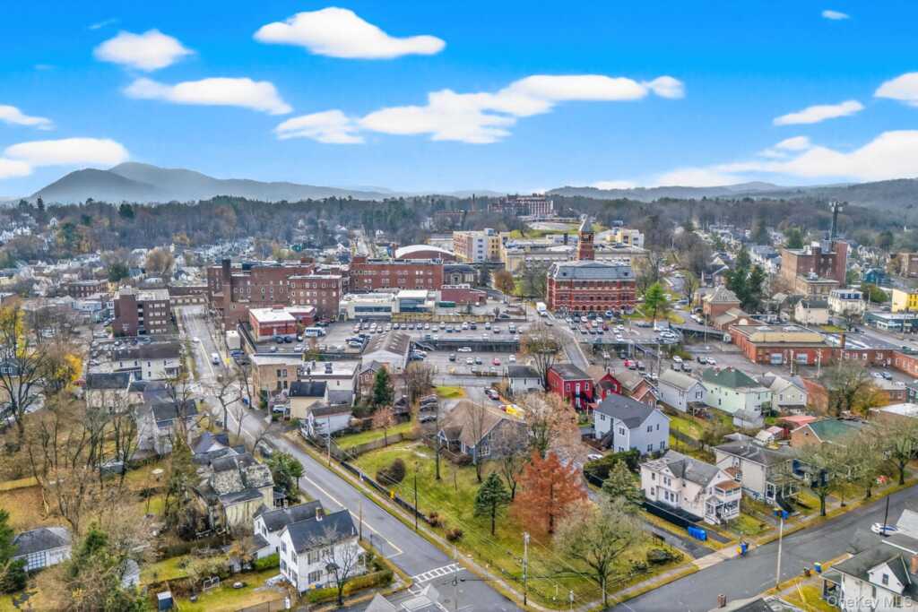 62 Foxhall Avenue, Kingston, NY 12401 - Photo 22 of 23