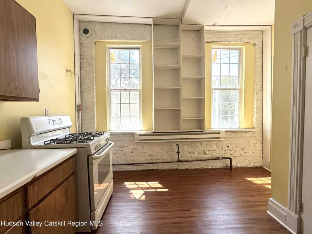 110 Partition Street Street, Unit #3, Saugerties, NY 12477 - Photo 7 of 8