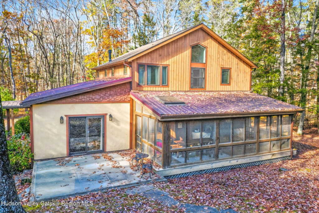 32 Eastwoods, Woodstock, NY 12498 - Photo 16 of 17