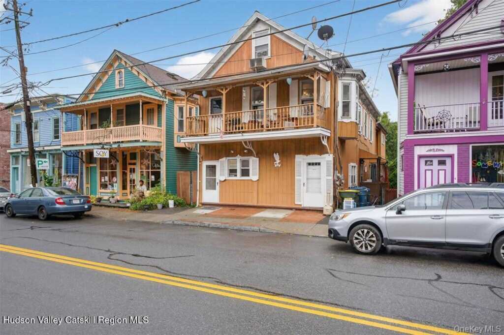 423 Main Street, Rosendale, NY 12472