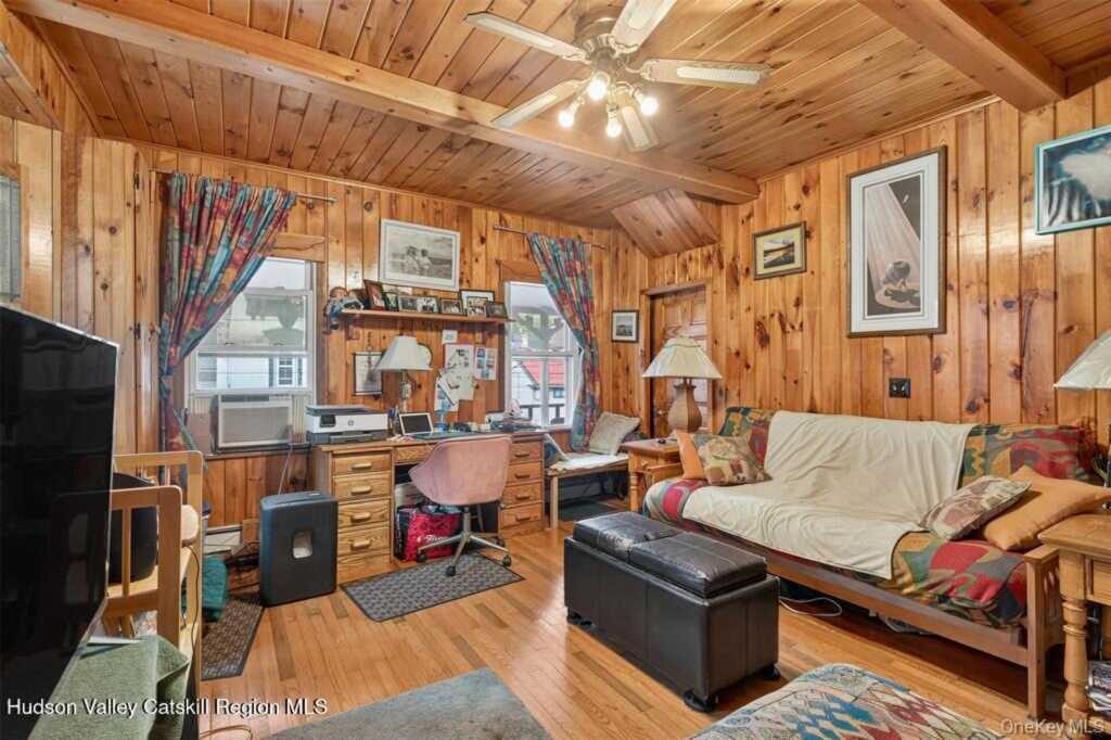 423 Main Street, Rosendale, NY 12472 - Photo 15 of 29