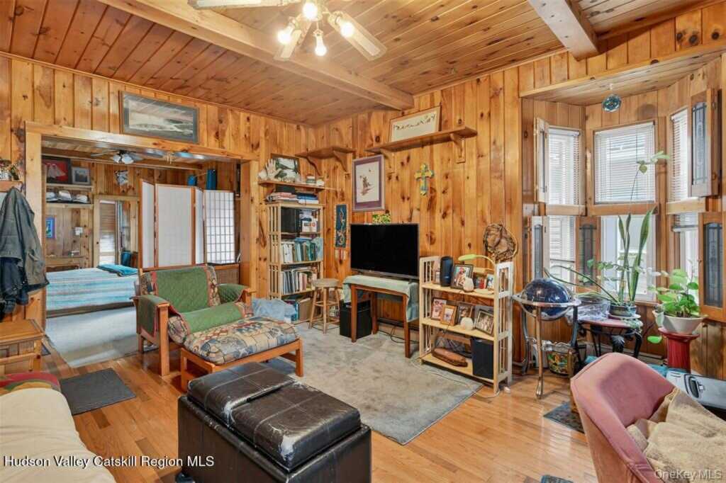 423 Main Street, Rosendale, NY 12472 - Photo 17 of 29