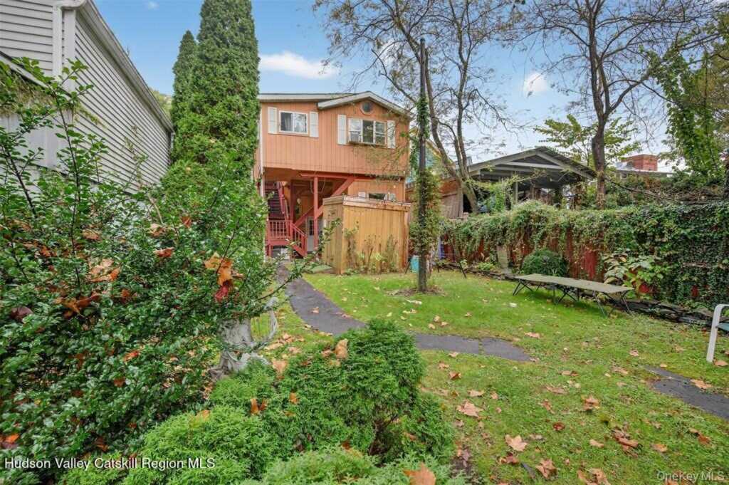 423 Main Street, Rosendale, NY 12472 - Photo 28 of 29