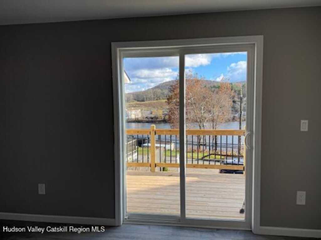 19 Purvis Street, Kingston, NY 12401 - Photo 12 of 23