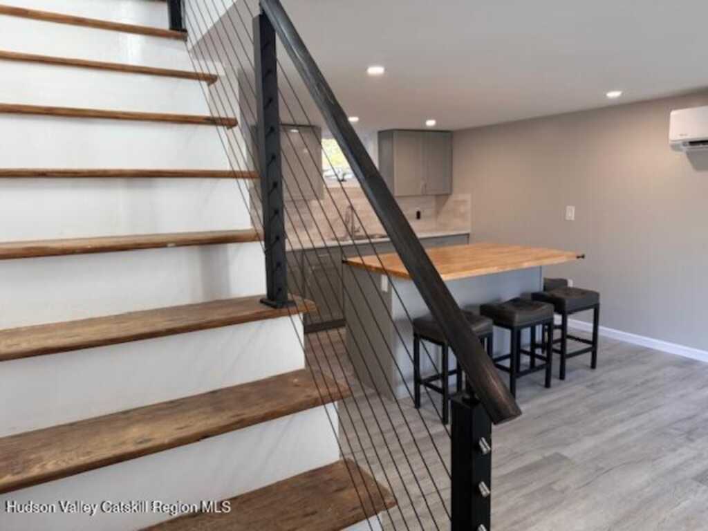 19 Purvis Street, Kingston, NY 12401 - Photo 9 of 23