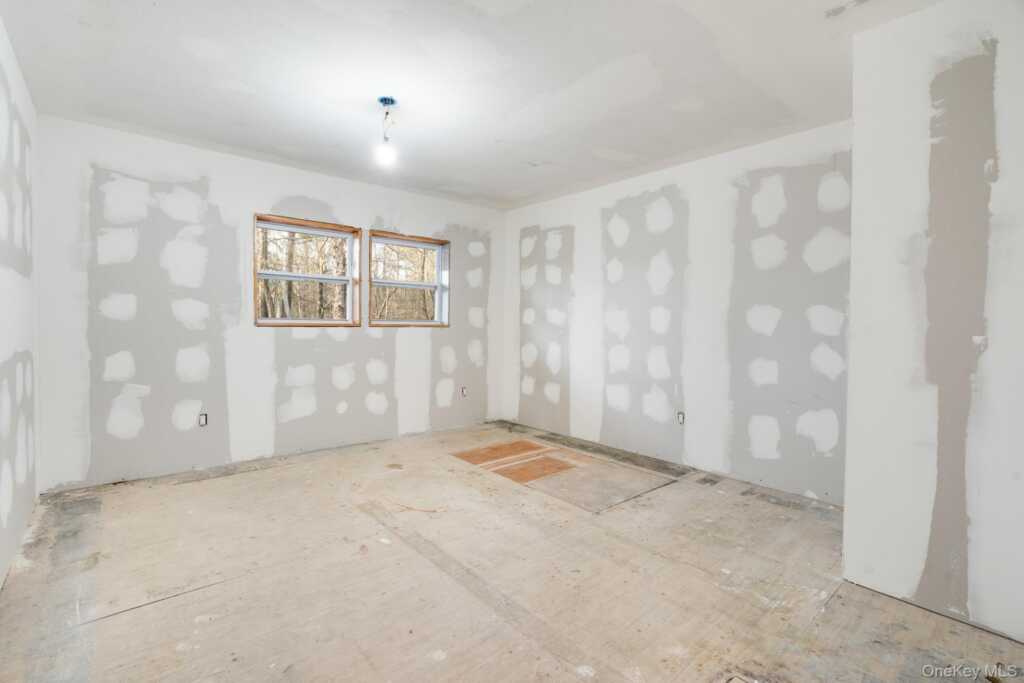 233 Forest Hill Drive, Kingston, NY 12401 - Photo 20 of 34