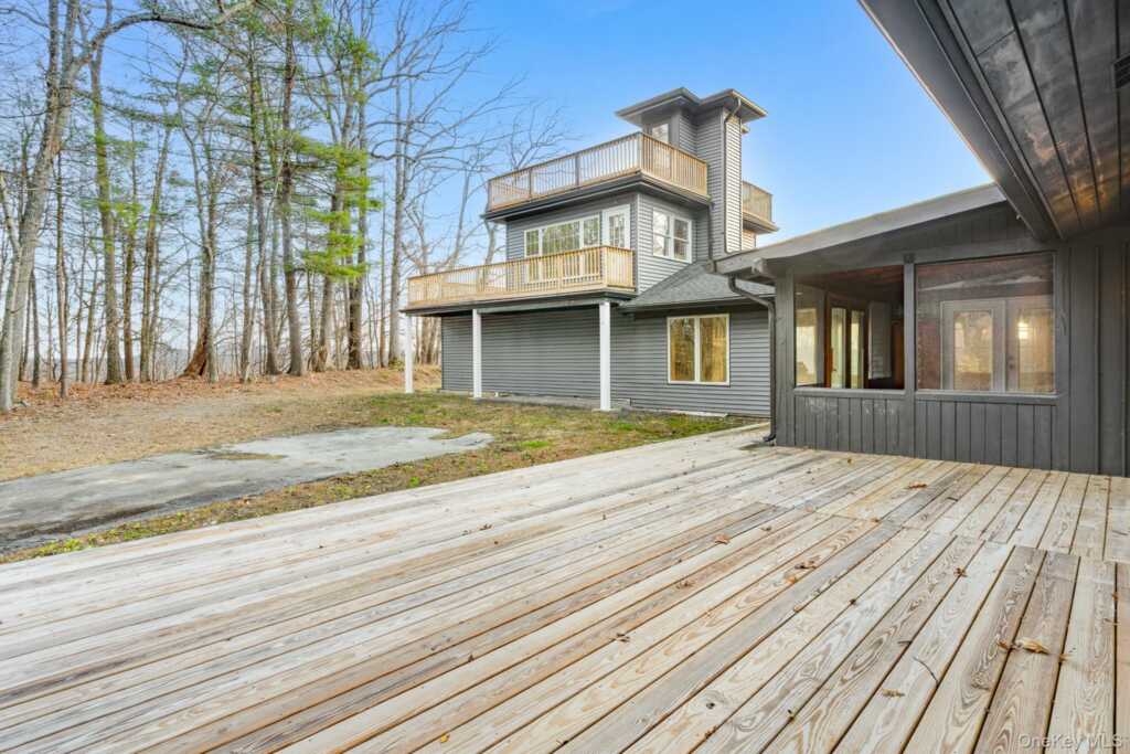 233 Forest Hill Drive, Kingston, NY 12401 - Photo 24 of 34