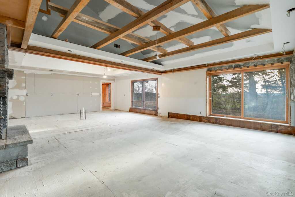 233 Forest Hill Drive, Kingston, NY 12401 - Photo 6 of 34