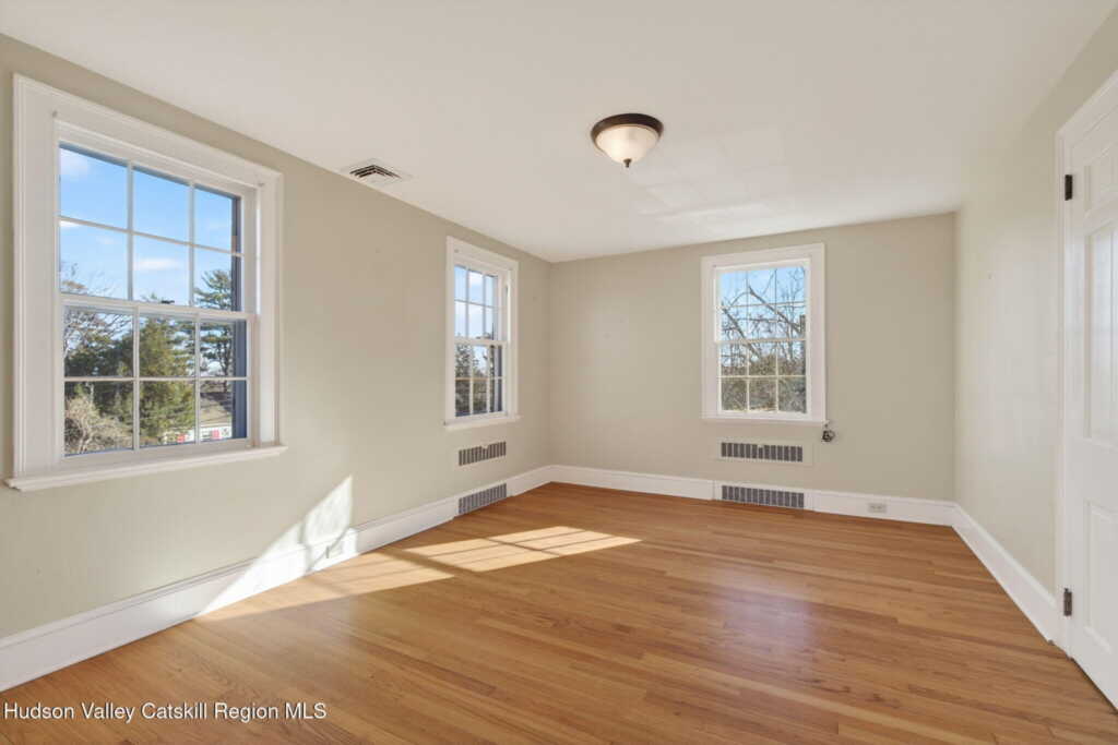 80 Dunneman Avenue, Kingston, NY 12401 - Photo 31 of 49