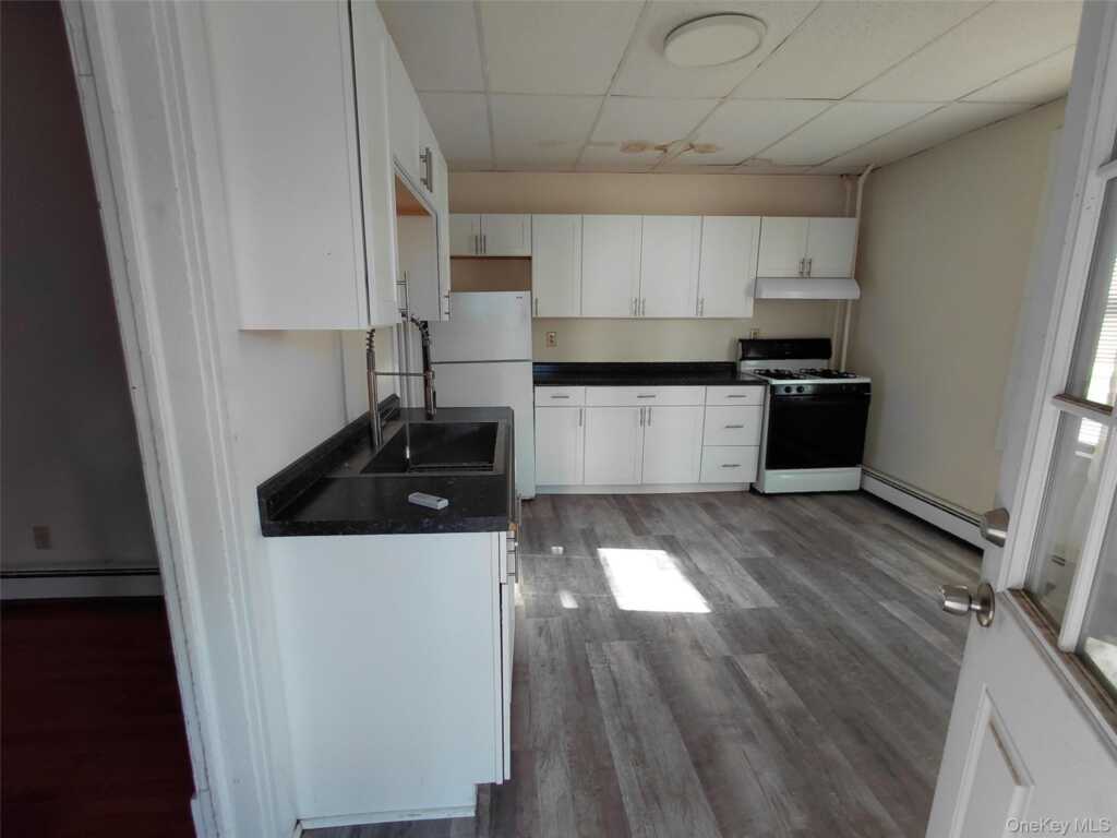 8 Center Street, Unit #1, Kingston, NY 12401 - Photo 2 of 13