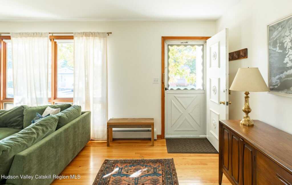 23 Harrington Street, New Paltz, NY 12561 - Photo 4 of 32