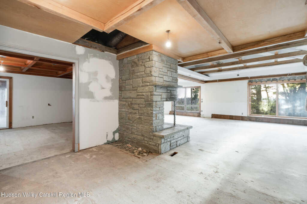 233 Forest Hill Drive, Kingston, NY 12401 - Photo 14 of 42