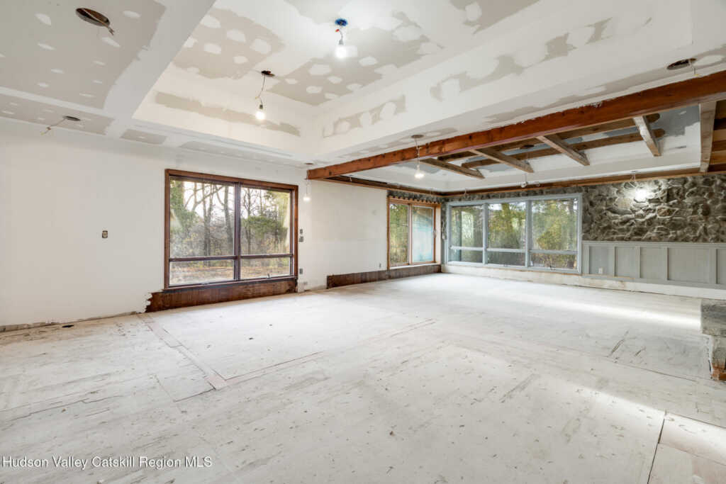 233 Forest Hill Drive, Kingston, NY 12401 - Photo 18 of 42