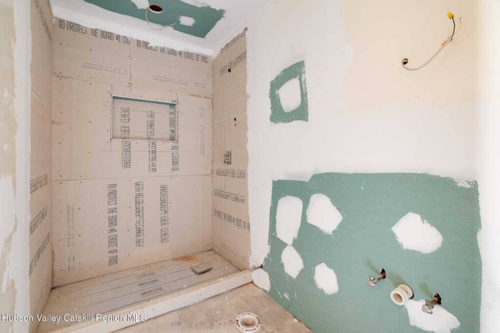 233 Forest Hill Drive, Kingston, NY 12401 - Photo 26 of 42