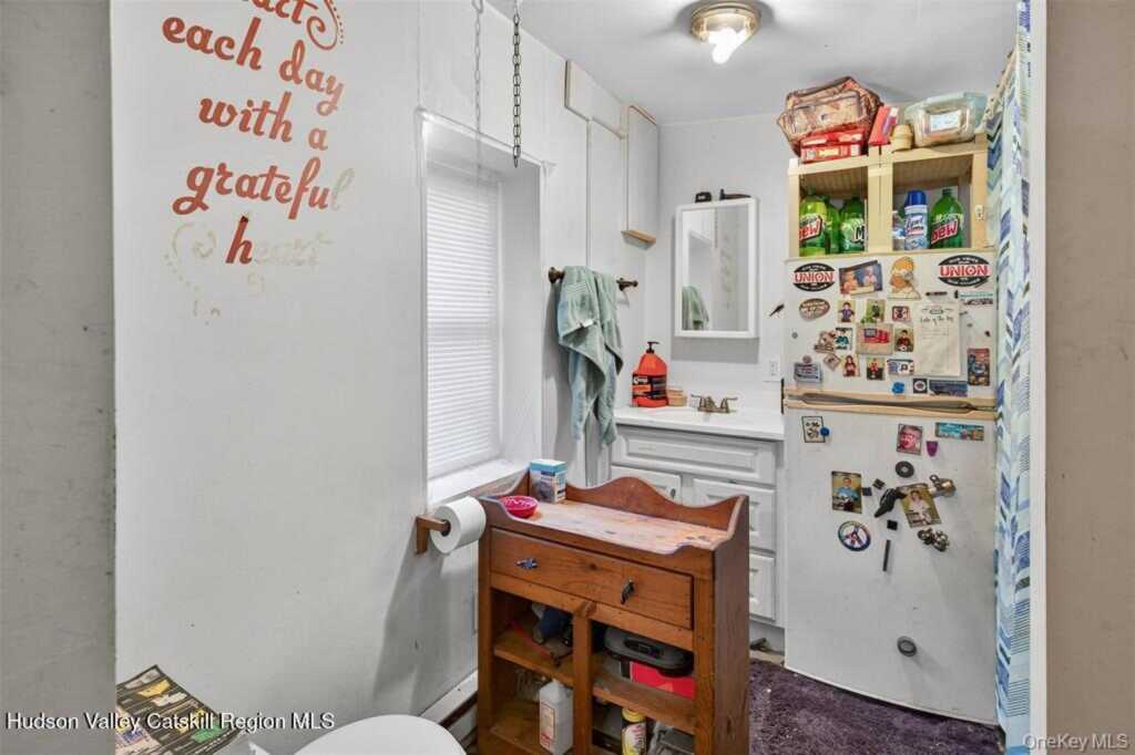 425 Main Street, Rosendale, NY 12472 - Photo 11 of 39