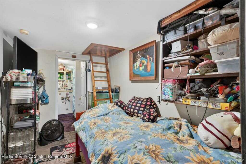 425 Main Street, Rosendale, NY 12472 - Photo 14 of 39