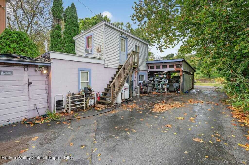 425 Main Street, Rosendale, NY 12472 - Photo 35 of 39