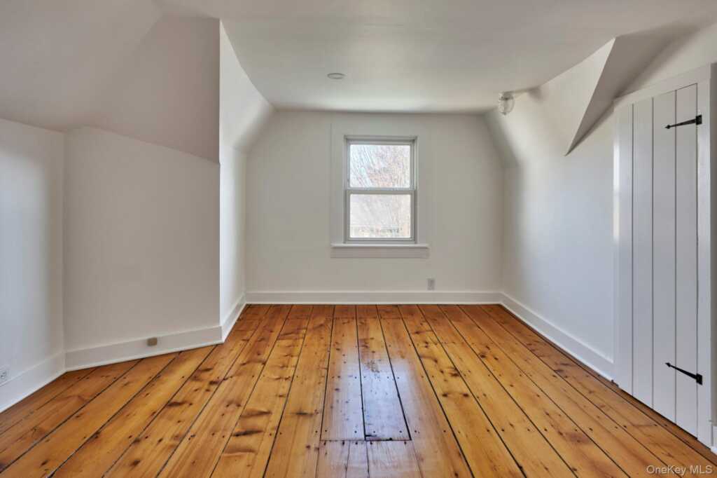 16 Oak Street, Unit #B, Rhinebeck, NY 12572 - Photo 12 of 14