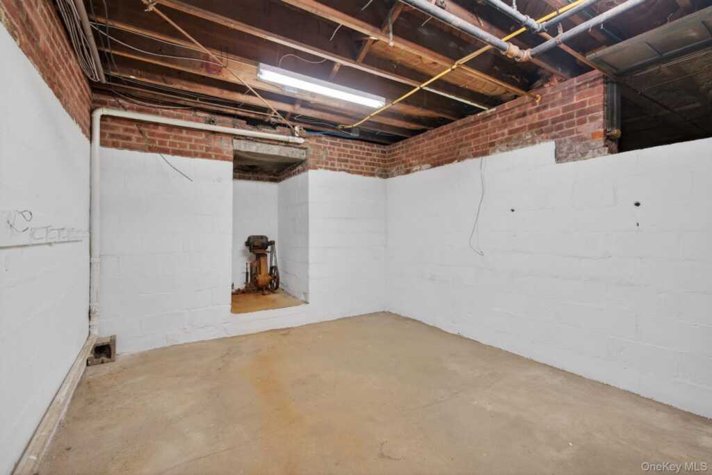 80 Dunneman Avenue, Kingston, NY 12401 - Photo 40 of 49