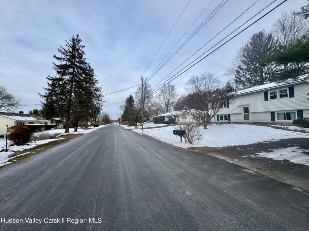 18 Cherry Hill Road, New Paltz, NY 12561 - Photo 4 of 30