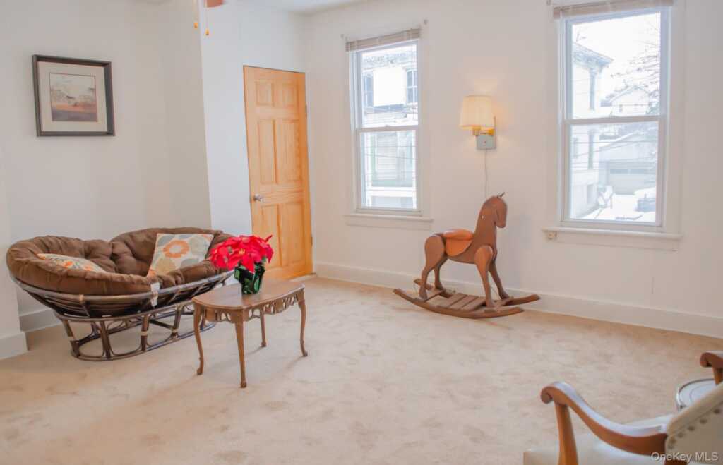 49 Gill Street, Kingston, NY 12401 - Photo 12 of 34