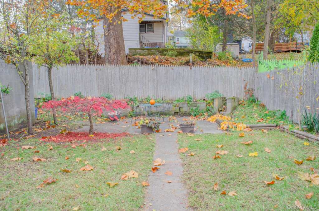 49 Gill Street, Kingston, NY 12401 - Photo 28 of 34