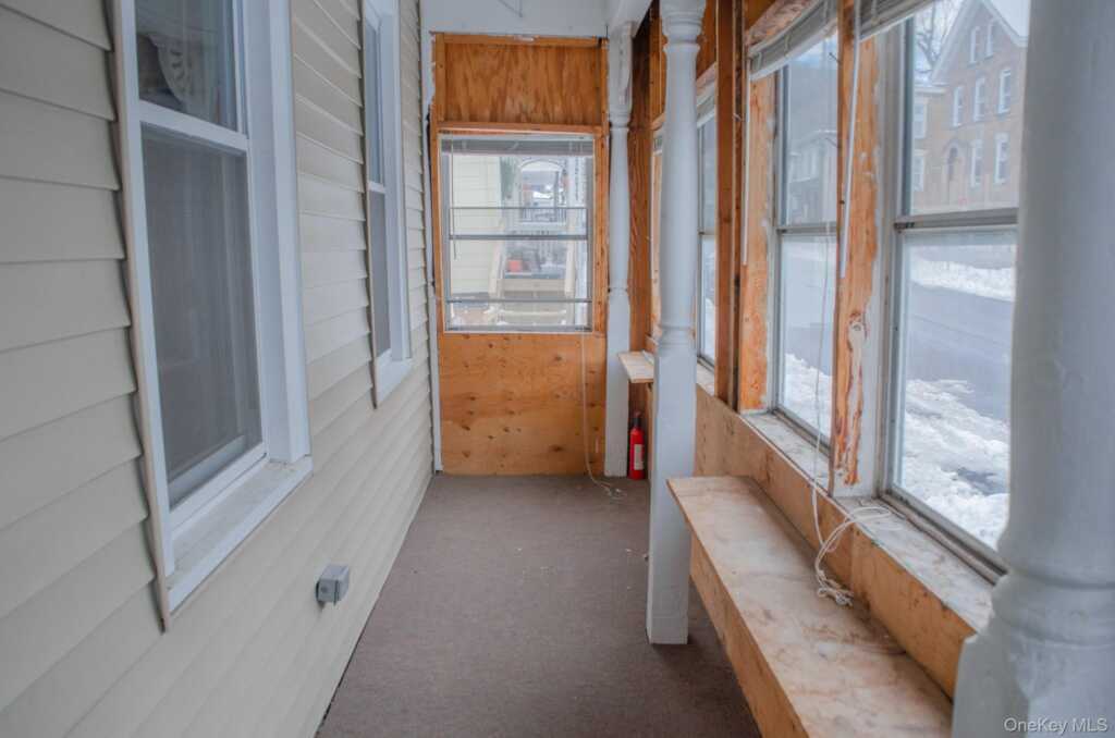 49 Gill Street, Kingston, NY 12401 - Photo 4 of 34