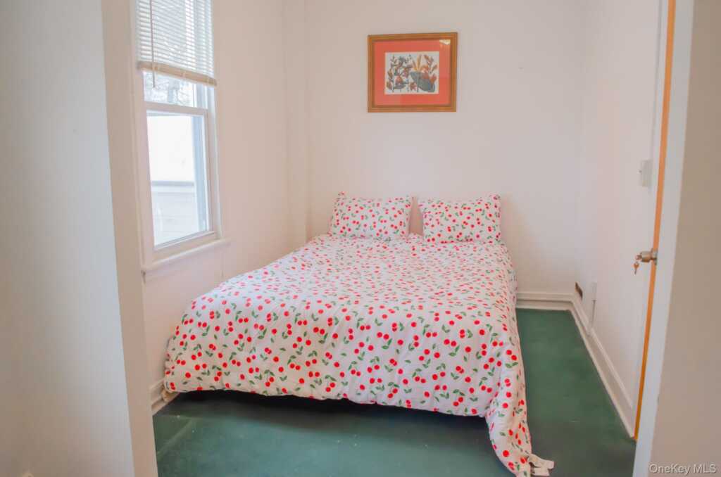 49 Gill Street, Kingston, NY 12401 - Photo 7 of 34